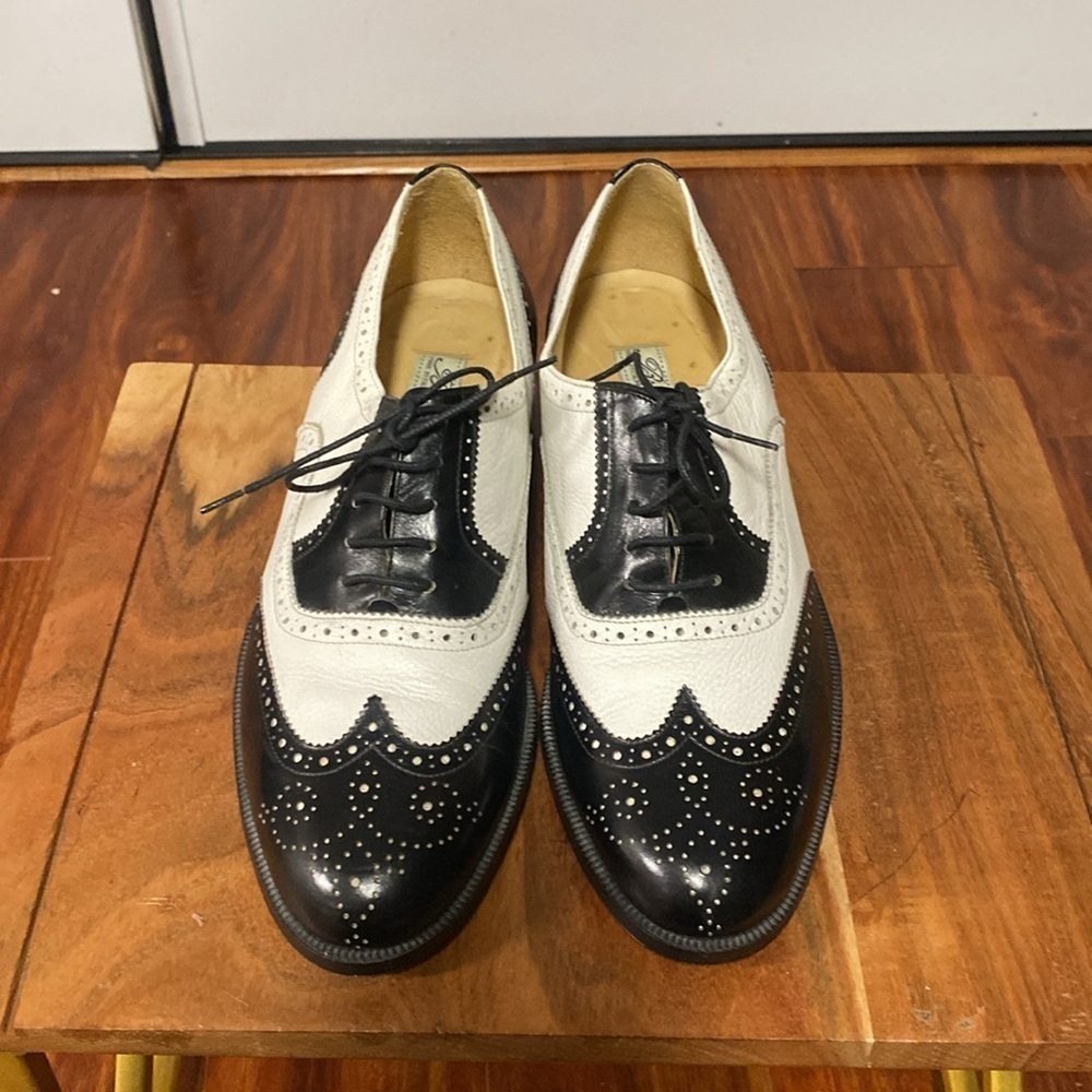 VINTAGE Spectator BRAGANO for COLE HAAN Wingtip Oxford Dress Shoes 8 D ITALY